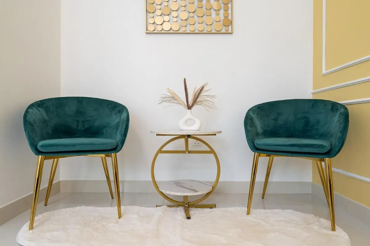 Apartment Glamorous 2-Bedroom Retreat In Blvd Crescent Near Dubai Mall